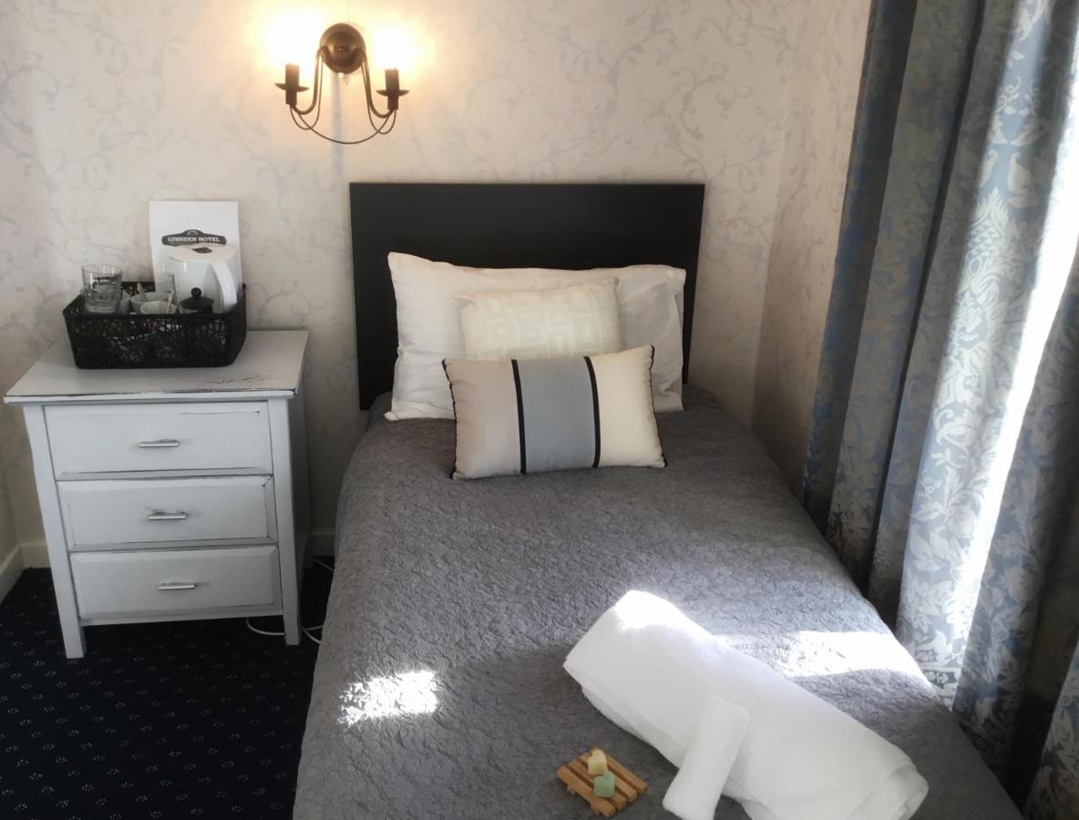 Royal Mail Hotel Lumsden Экстерьер фото