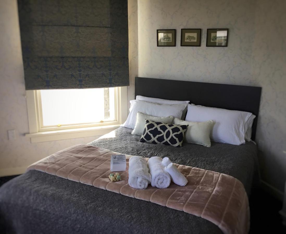 Royal Mail Hotel Lumsden Экстерьер фото